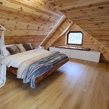 Casa Chiper - Attic Apartment With View Braşov Extérieur photo